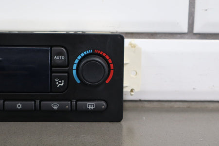 2003-2004 Chevrolet Silverado 2500 Climate Control 21997352 OEM