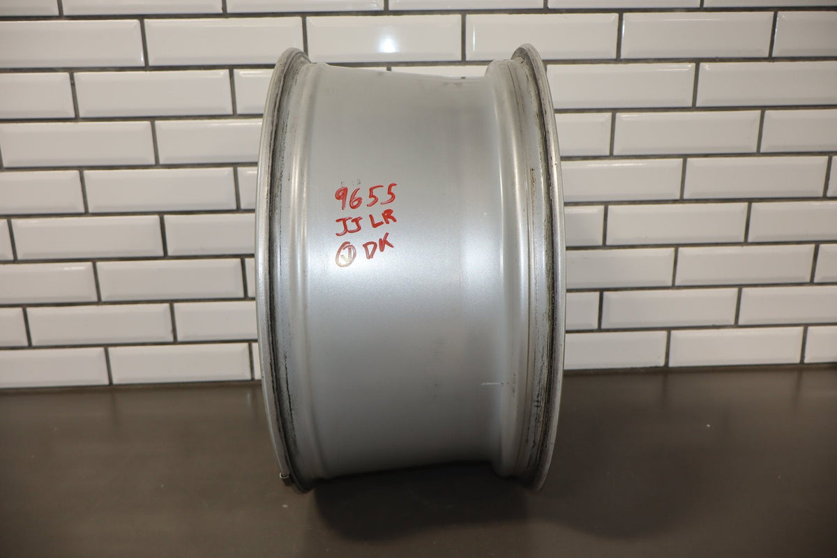 2003-2004 Chevrolet SSR 20x10 Rear Silver Wheel 15104066 OEM | Single
