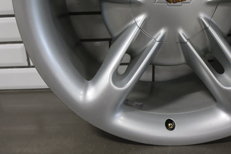 2003-2004 Chevrolet SSR 20x10 Rear Silver Wheel 15104066 OEM | Single