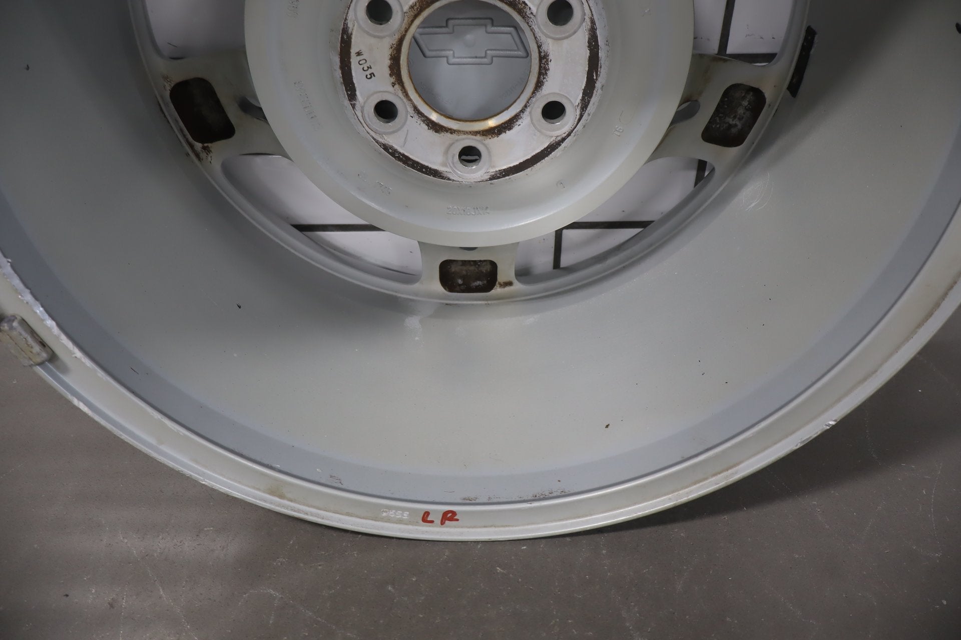 2003-2004 Chevrolet SSR 20x10 Rear Silver Wheel 15104066 OEM | Single