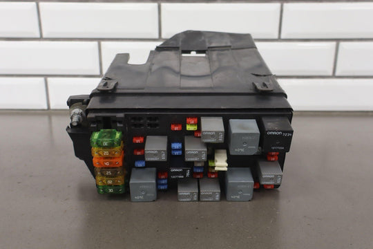 2003 - 2004 Chevy C5 Corvette Underhood Engine Fuse Junction Relay Box