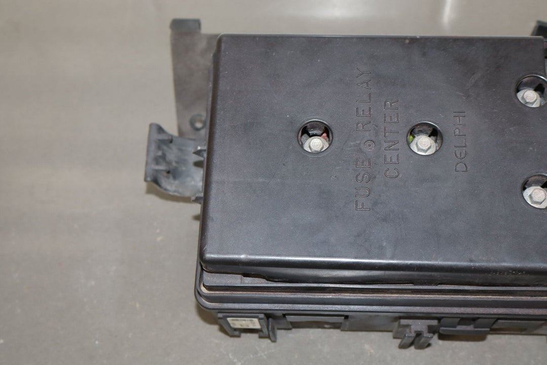 2003 - 2004 Chevy SSR Engine Fuse Relay Junction Box
