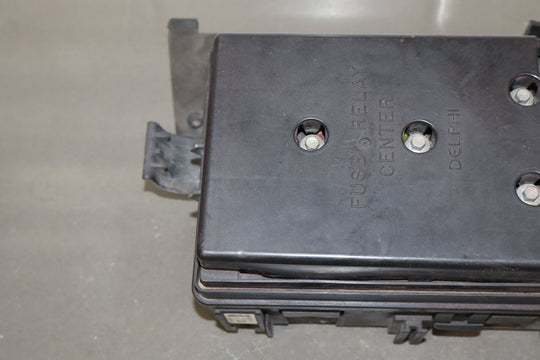 2003 - 2004 Chevy SSR Engine Fuse Relay Junction Box