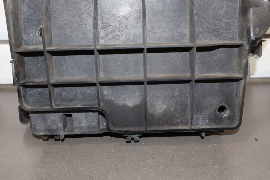 2003 - 2004 Chevy SSR Engine Fuse Relay Junction Box