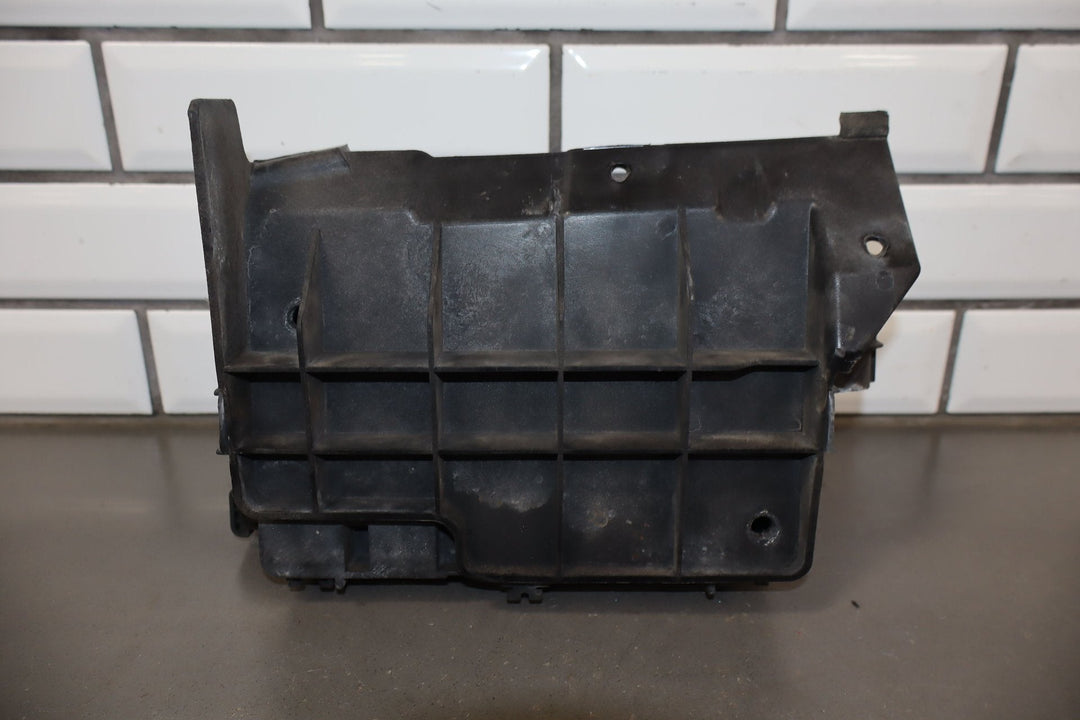 2003 - 2004 Chevy SSR Engine Fuse Relay Junction Box
