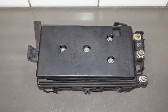 2003 - 2004 Chevy SSR Engine Fuse Relay Junction Box