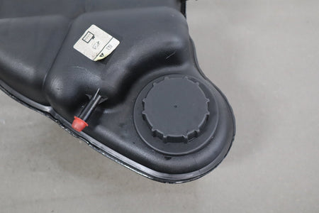 2003-2004 Ford F250 F350 6.0L Powerstroke Coolant Degas Bottle Assembly