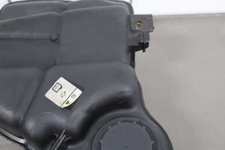 2003-2004 Ford F250 F350 6.0L Powerstroke Coolant Degas Bottle Assembly