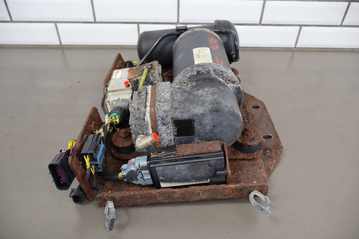 2003-2004 Hummer H2 Air Ride Compressor 89038592