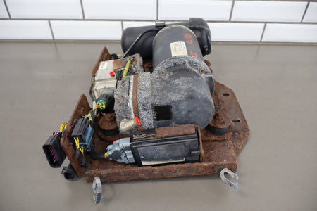 2003-2004 Hummer H2 Air Ride Compressor 89038592