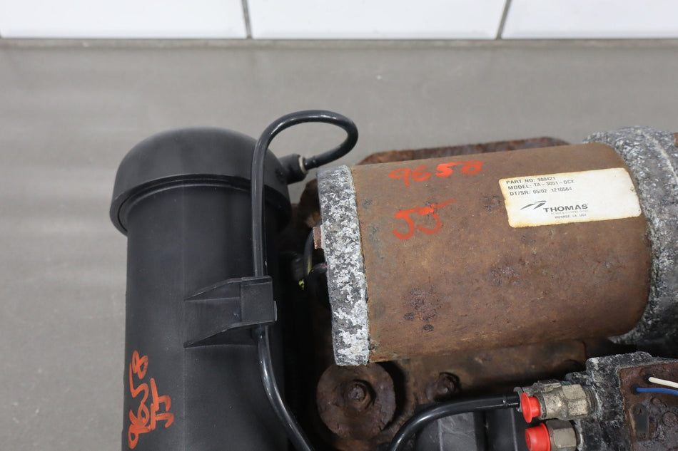 2003-2004 Hummer H2 Air Ride Compressor 89038592-Untested