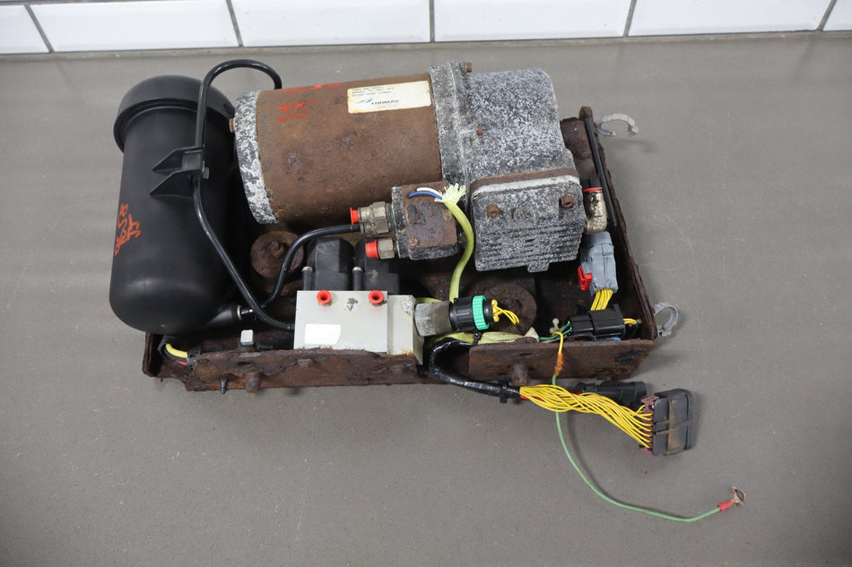 2003-2004 Hummer H2 Air Ride Compressor 89038592-Untested