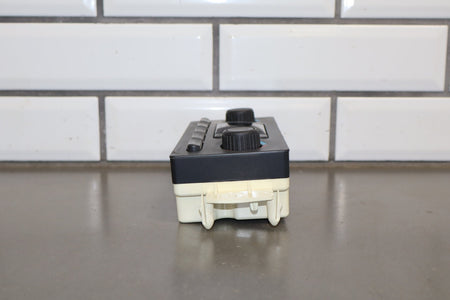 2003-2004 Hummer H2- Climate Control 15832311