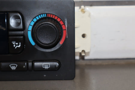 2003-2004 Hummer H2- Climate Control 15832311