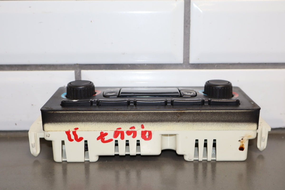 2003-2004 Hummer H2- Climate Control 15832311