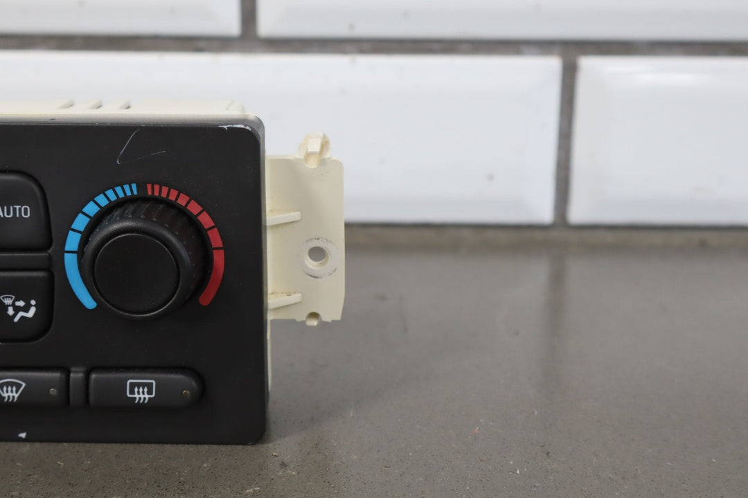 2003 - 2004 Hummer H2 - Climate Control 15832311