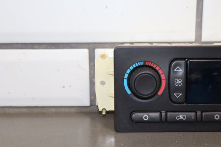 2003-2004 Hummer H2- Climate Control 15832311