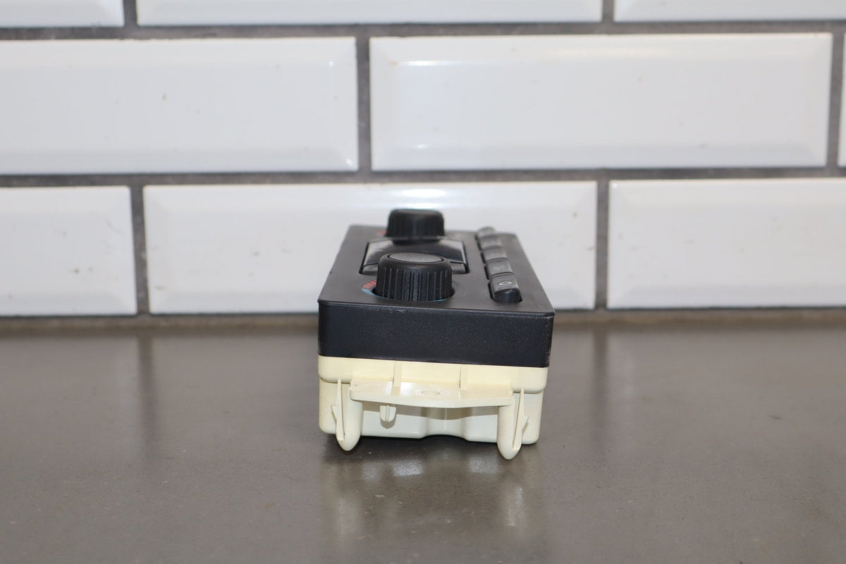2003-2004 Hummer H2- Climate Control 15832311