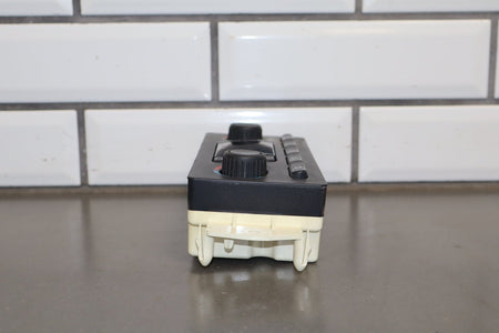 2003-2004 Hummer H2- Climate Control 15832311
