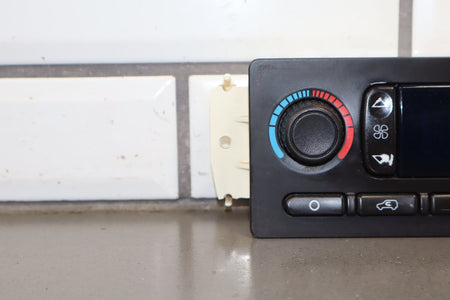 2003-2004 Hummer H2- Climate Control 15832311