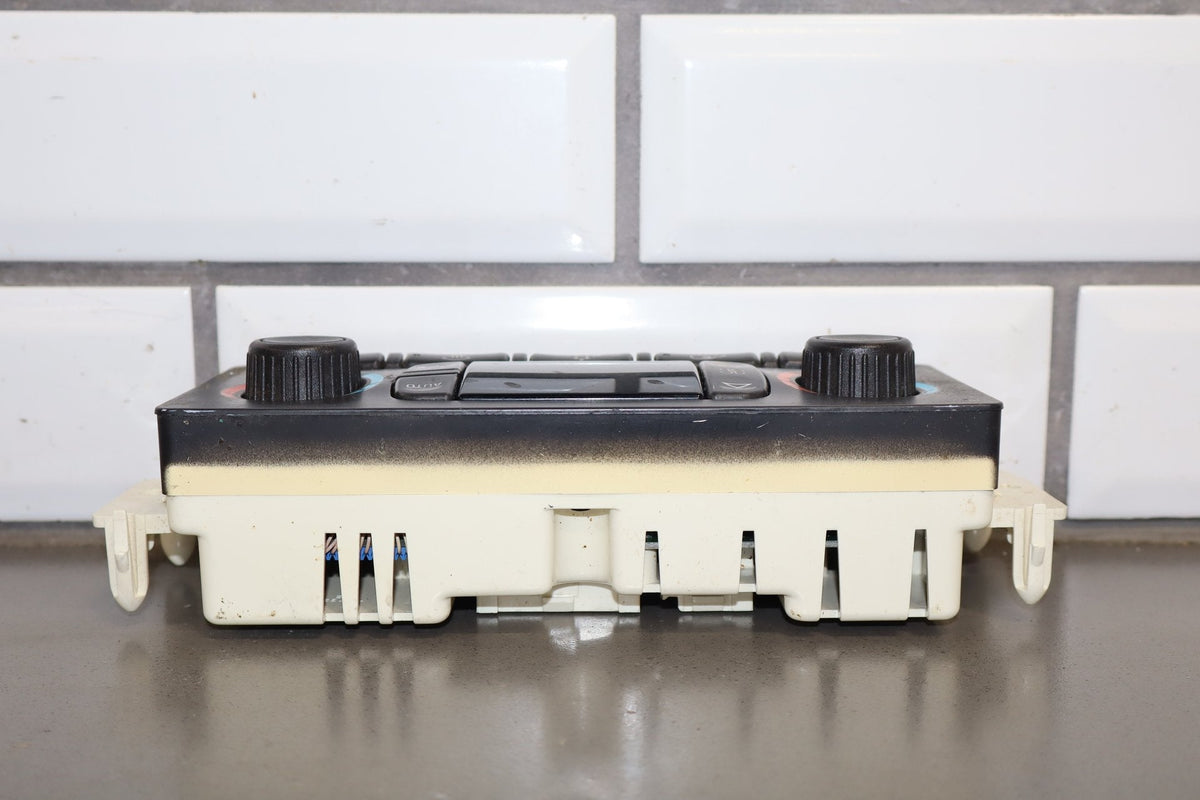 2003-2004 Hummer H2- Climate Control 15832311