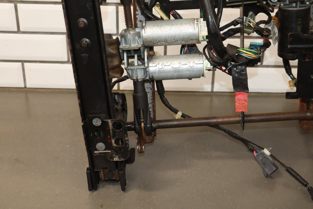 2003 - 2004 Hummer H2 - Driver Front Seat Track