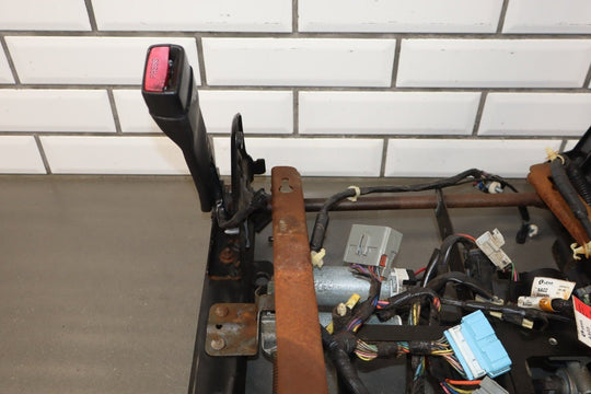 2003 - 2004 Hummer H2 - Driver Front Seat Track