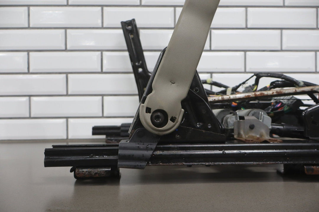 2003 - 2004 Hummer H2 - Driver Power Front Seat Track