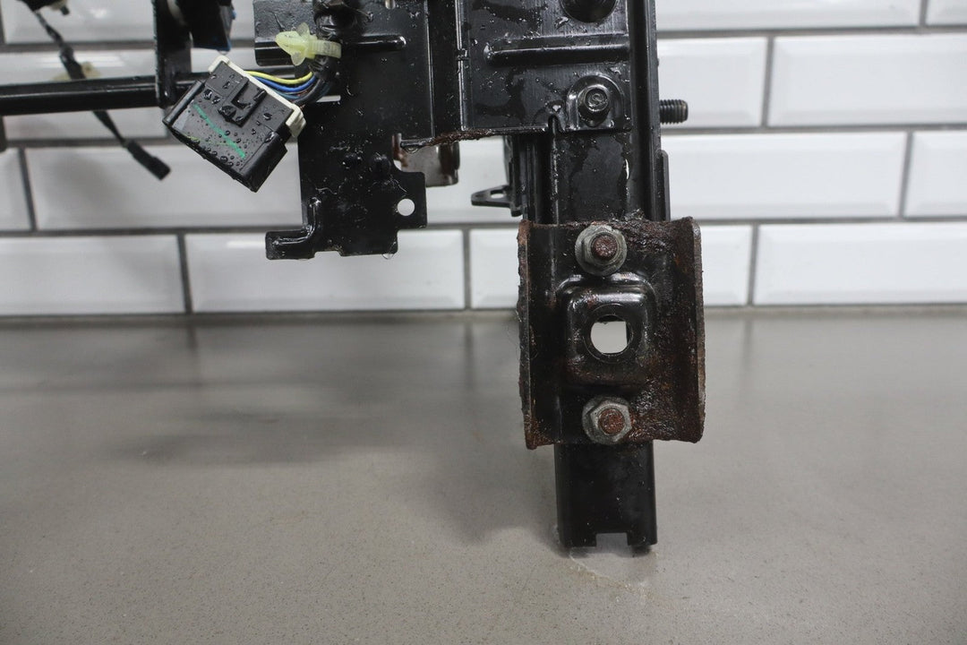 2003 - 2004 Hummer H2 - Driver Power Front Seat Track