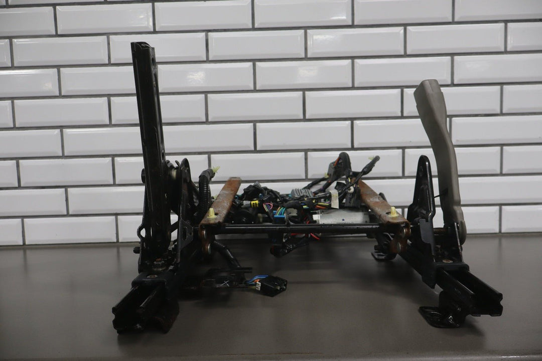 2003 - 2004 Hummer H2 - Driver Power Front Seat Track