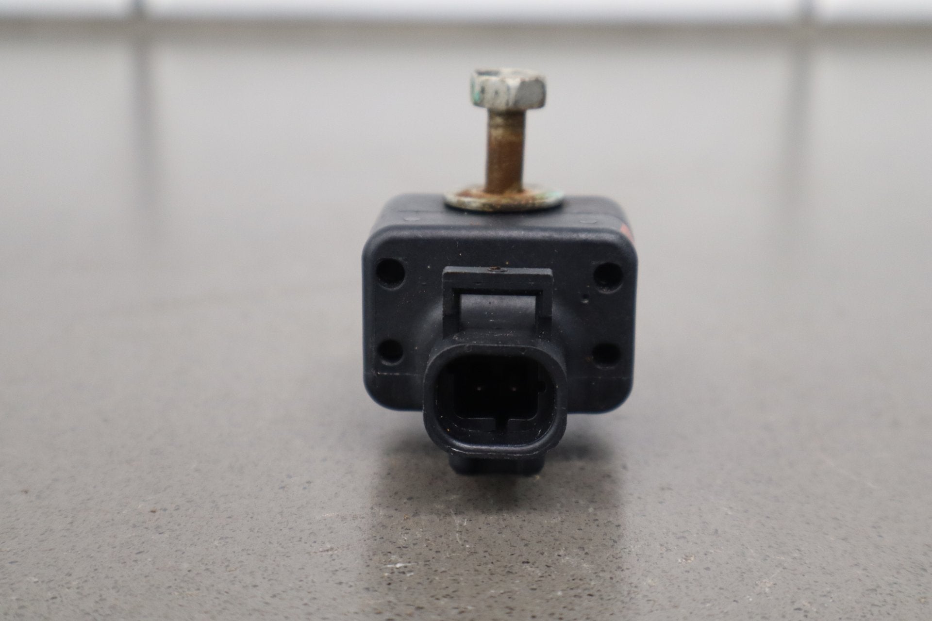 2003-2004 Hummer H2 - Front Bumper Sensor 15177813