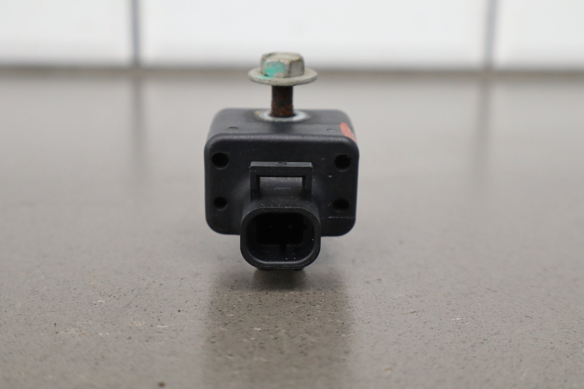 2003-2004 Hummer H2 - Front Bumper Sensor 15177813