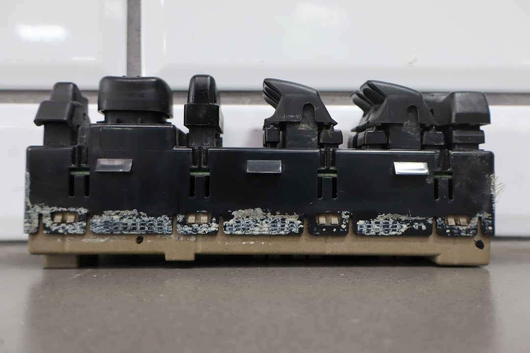 2003 - 2004 Hummer H2 Front Left Driver Master Window Switch No Bezel