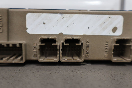 2003 - 2004 Hummer H2 Front Left Driver Master Window Switch No Bezel