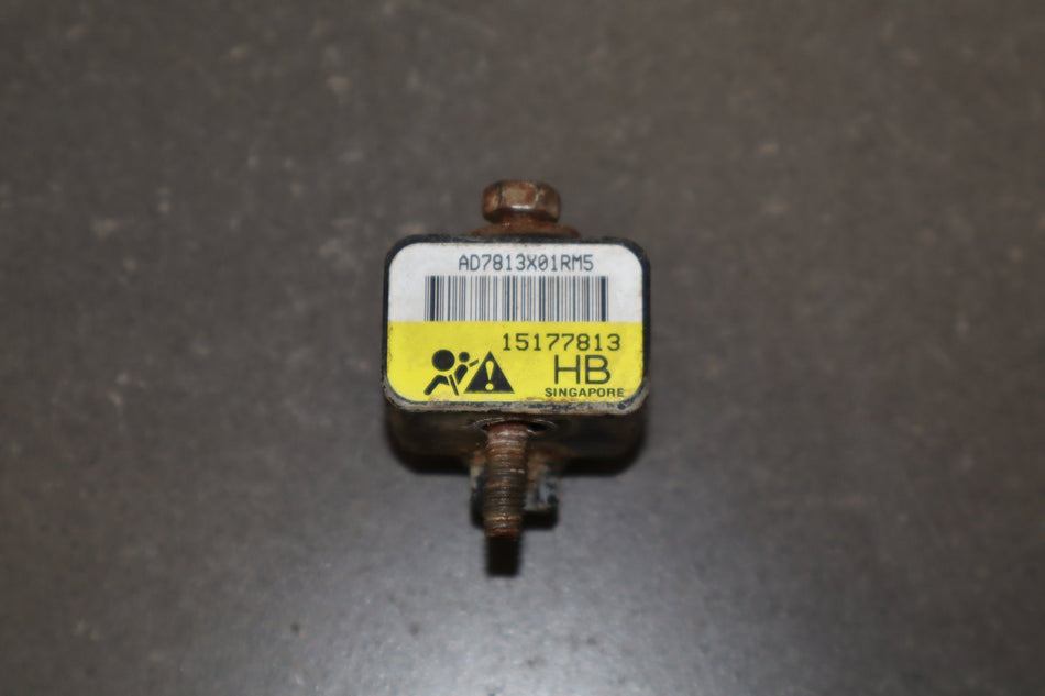 2003-2004 Hummer H2- Front Sensor 15177813