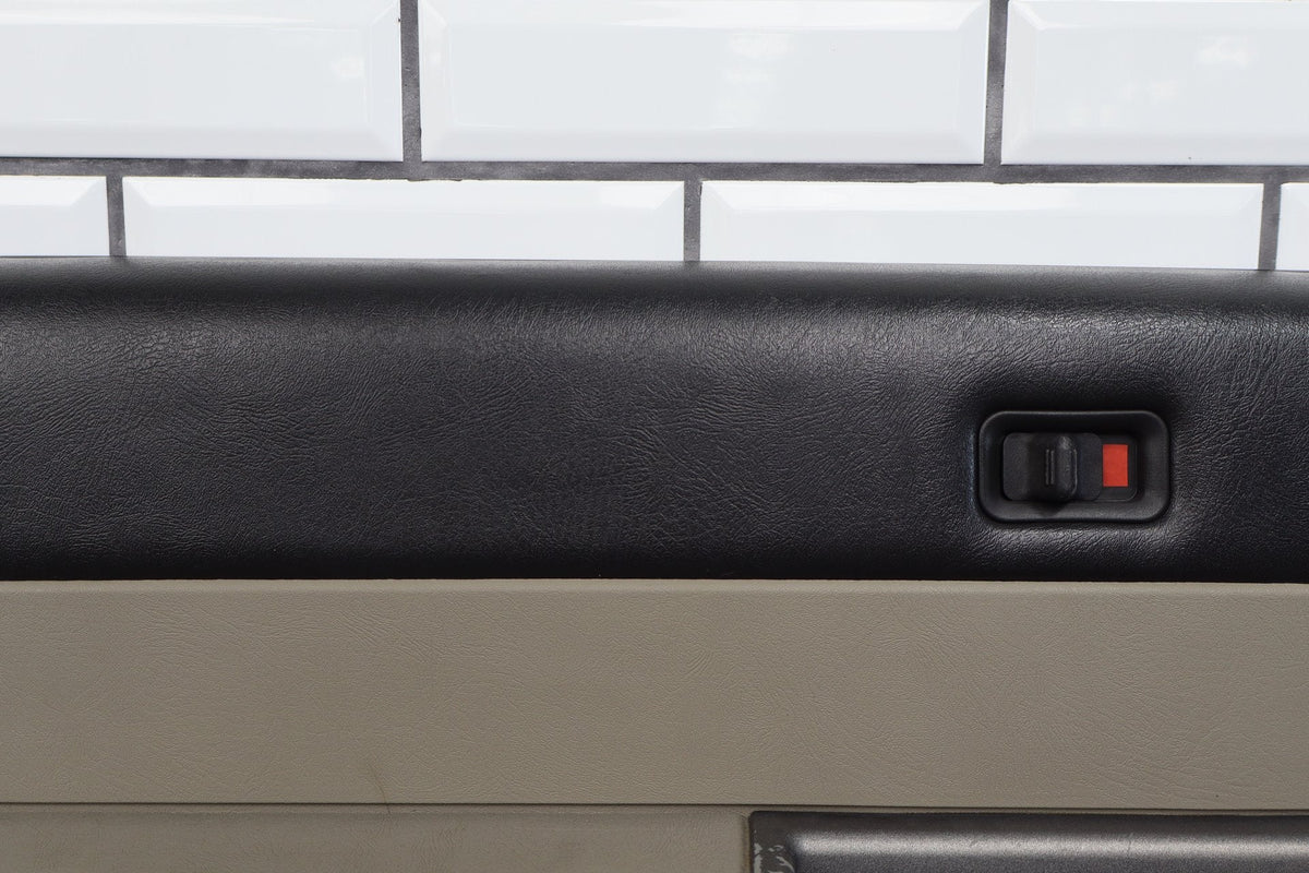 2003-2004 Hummer H2 - Left Rear Interior Trim Panel 10358806