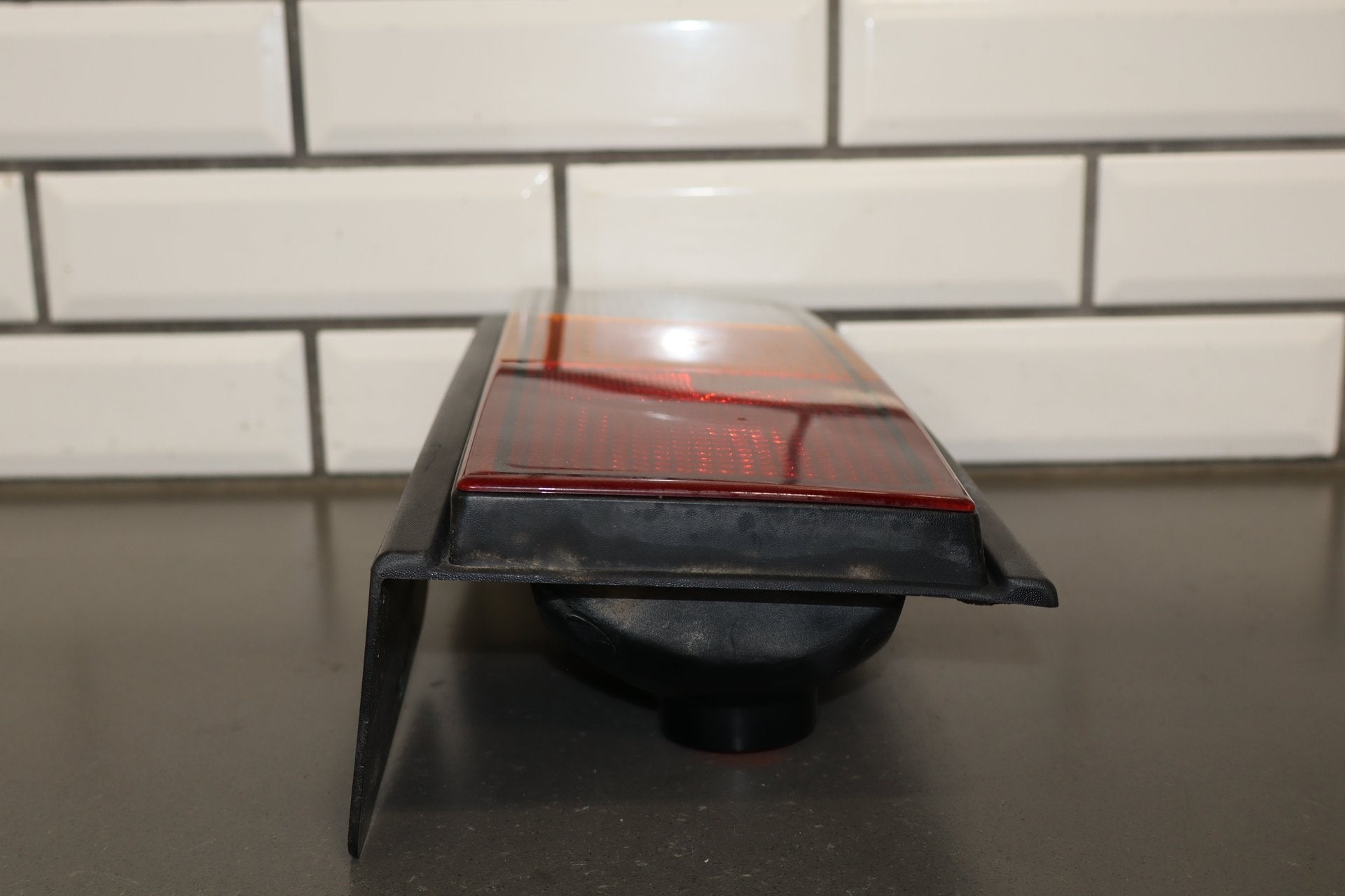 2003-2004 Hummer H2 Left Tail Light 15193458 OEM