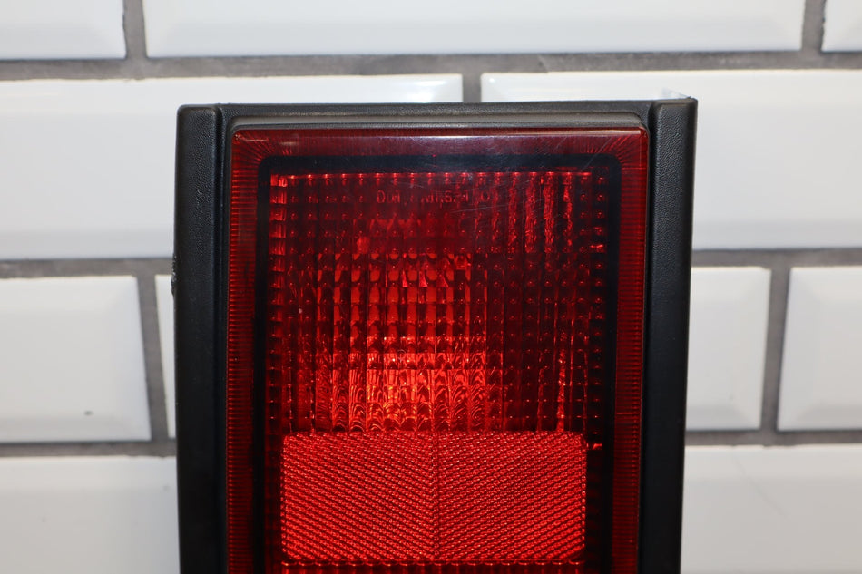 2003-2004 Hummer H2 Left Tail Light 15193458 OEM