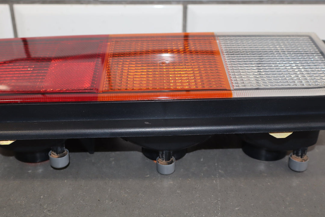 2003 - 2004 Hummer H2 Left Tail Light 15193458 OEM