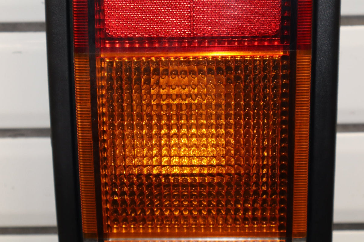 2003-2004 Hummer H2 Left Tail Light 15193458 OEM