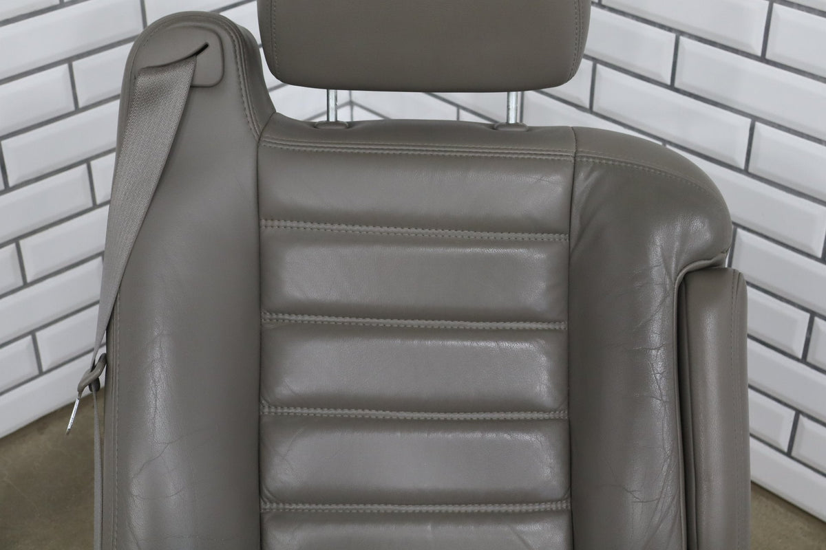 2003-2004 Hummer H2 Passenger Right Front Seat Wheat 50