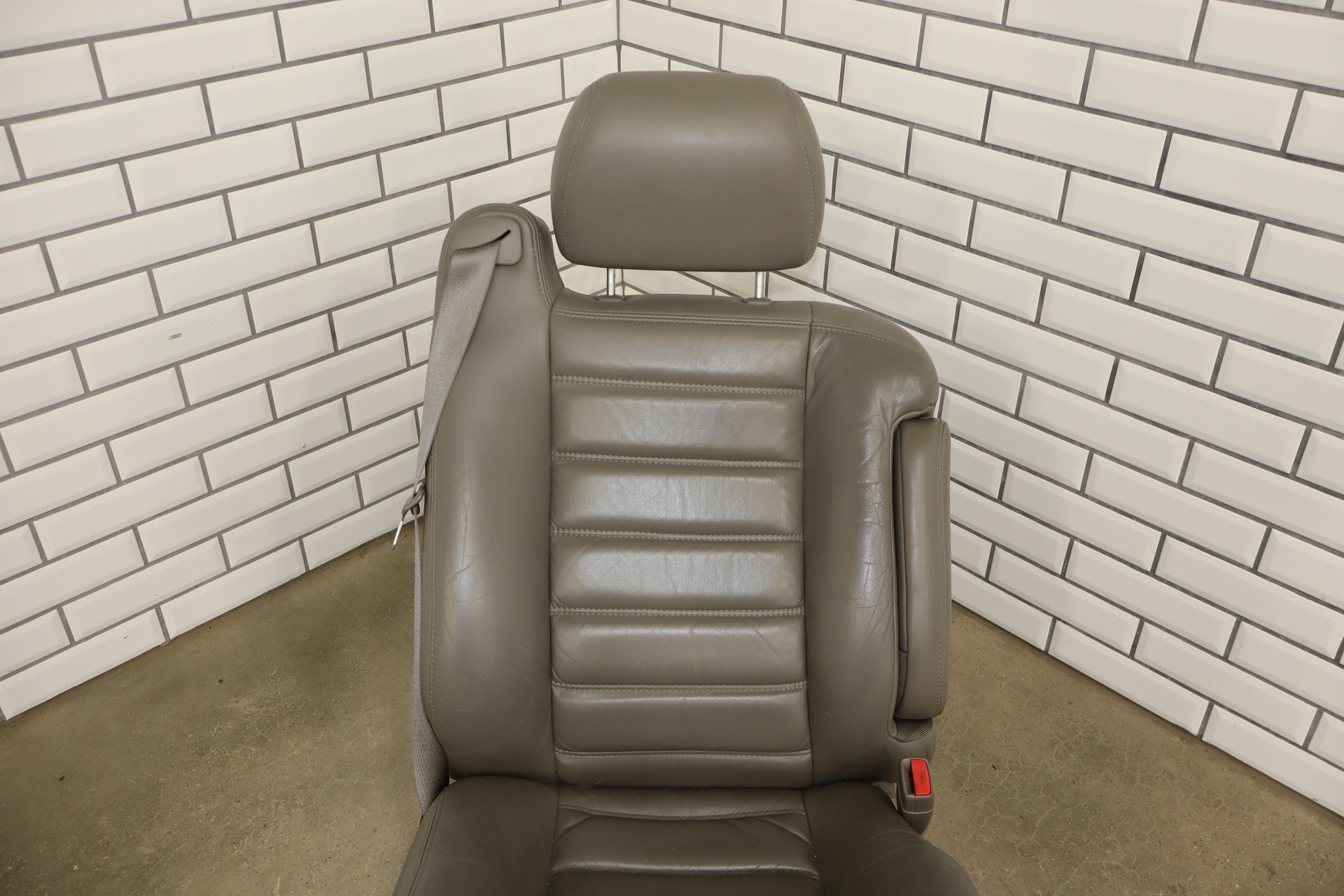 2003-2004 Hummer H2 Passenger Right Front Seat Wheat 50