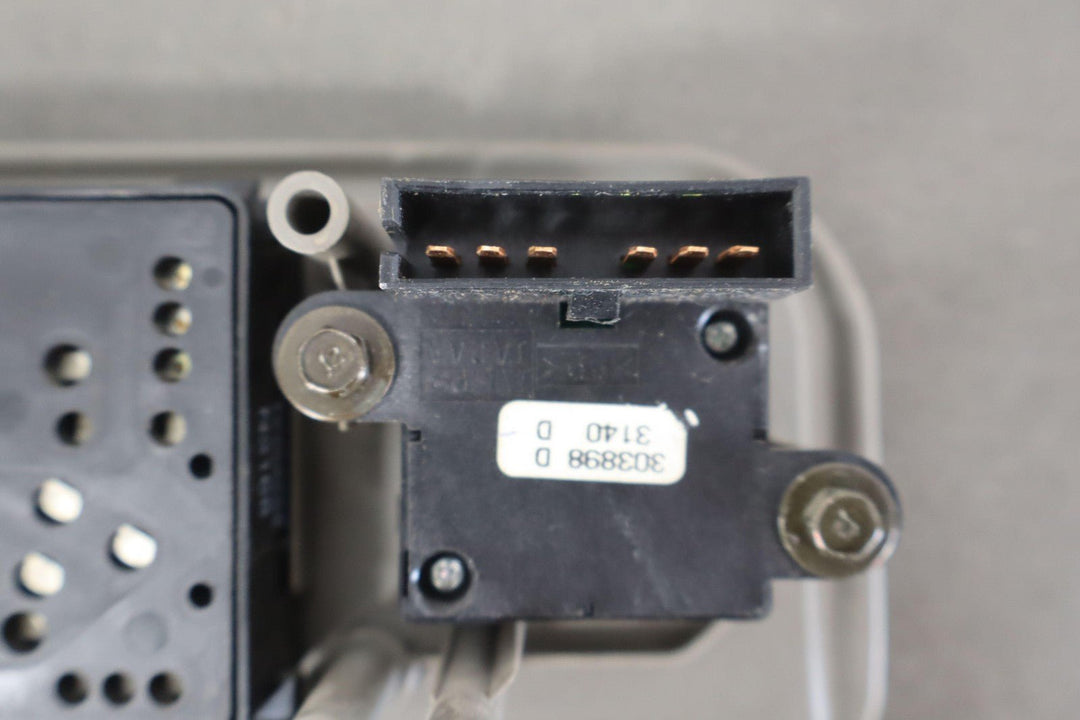 2003 - 2004 Hummer H2 Passenger Right RH Front Seat Switch (Wheat 502)