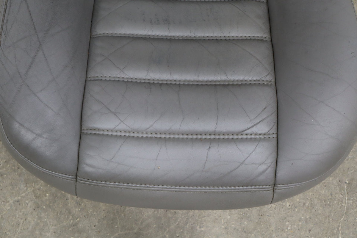 2003-2004 Hummer H2 Right Front Seat Leather Wheat 502 19127253
