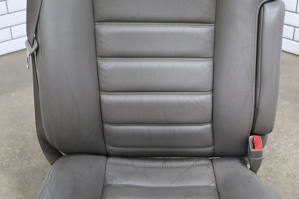 2003-2004 Hummer H2 Right Front Seat Leather Wheat 502 19127253