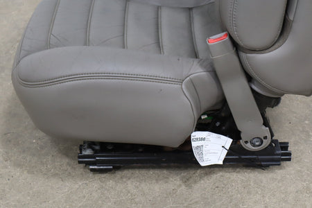 2003-2004 Hummer H2 Right Front Seat Leather Wheat 502 19127253