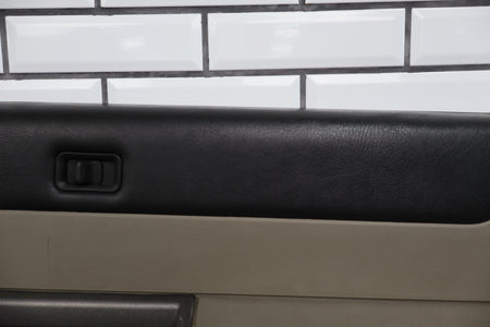 2003-2004 Hummer H2 - Right Rear Interior Trim Panel 10358808