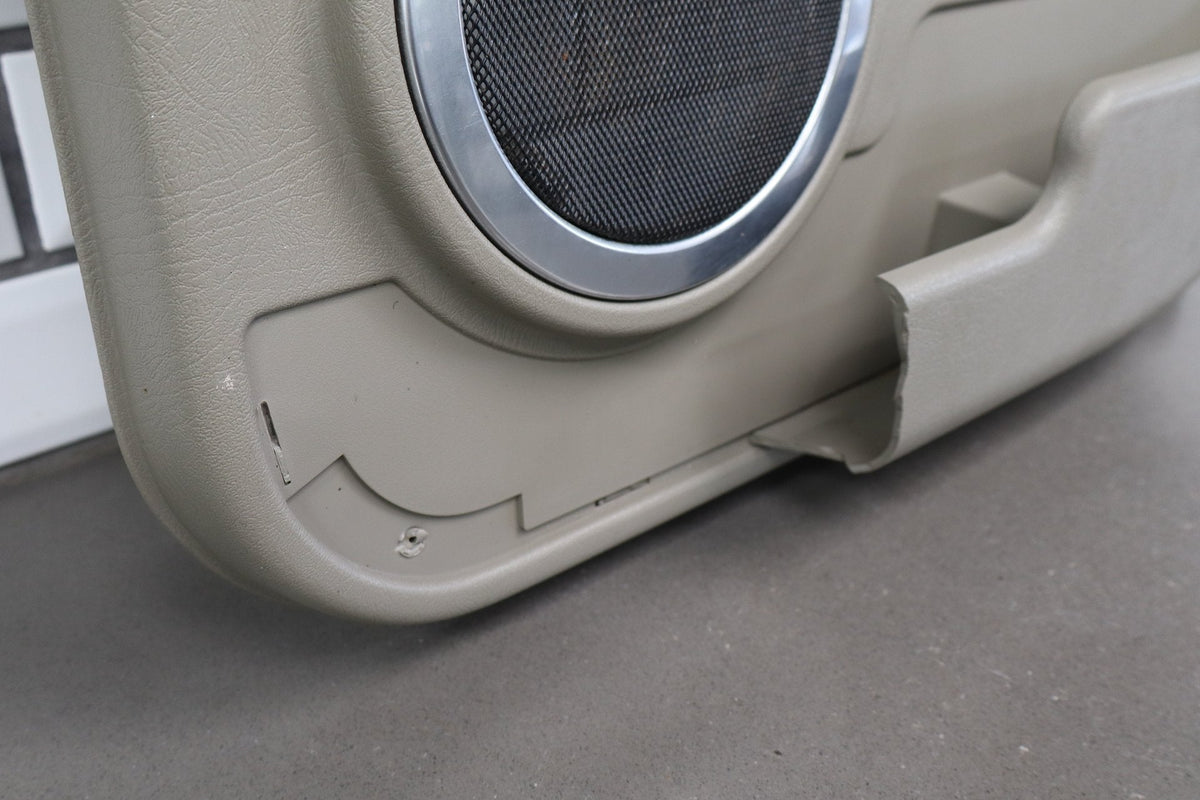 2003-2004 Hummer H2 - Right Rear Interior Trim Panel 10358808