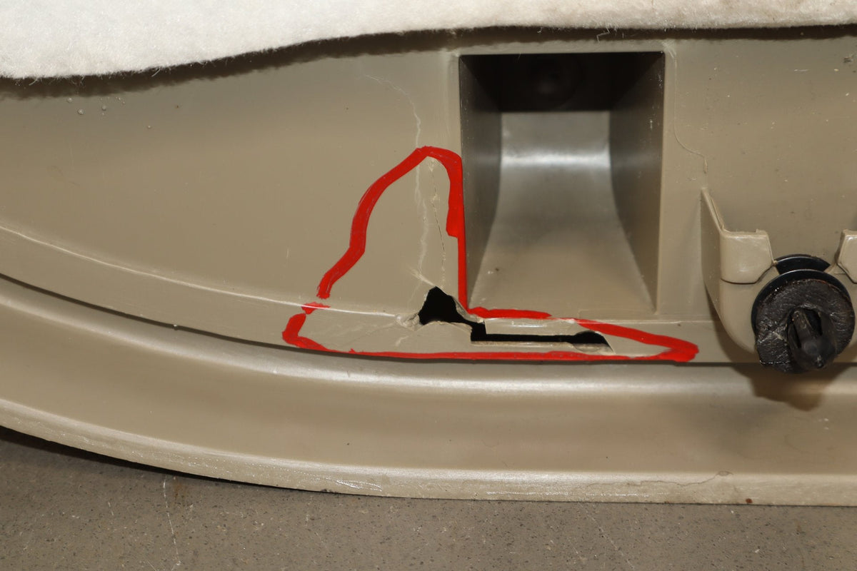 2003-2004 Hummer H2 - Right Rear Interior Trim Panel Wheat 502 10358808