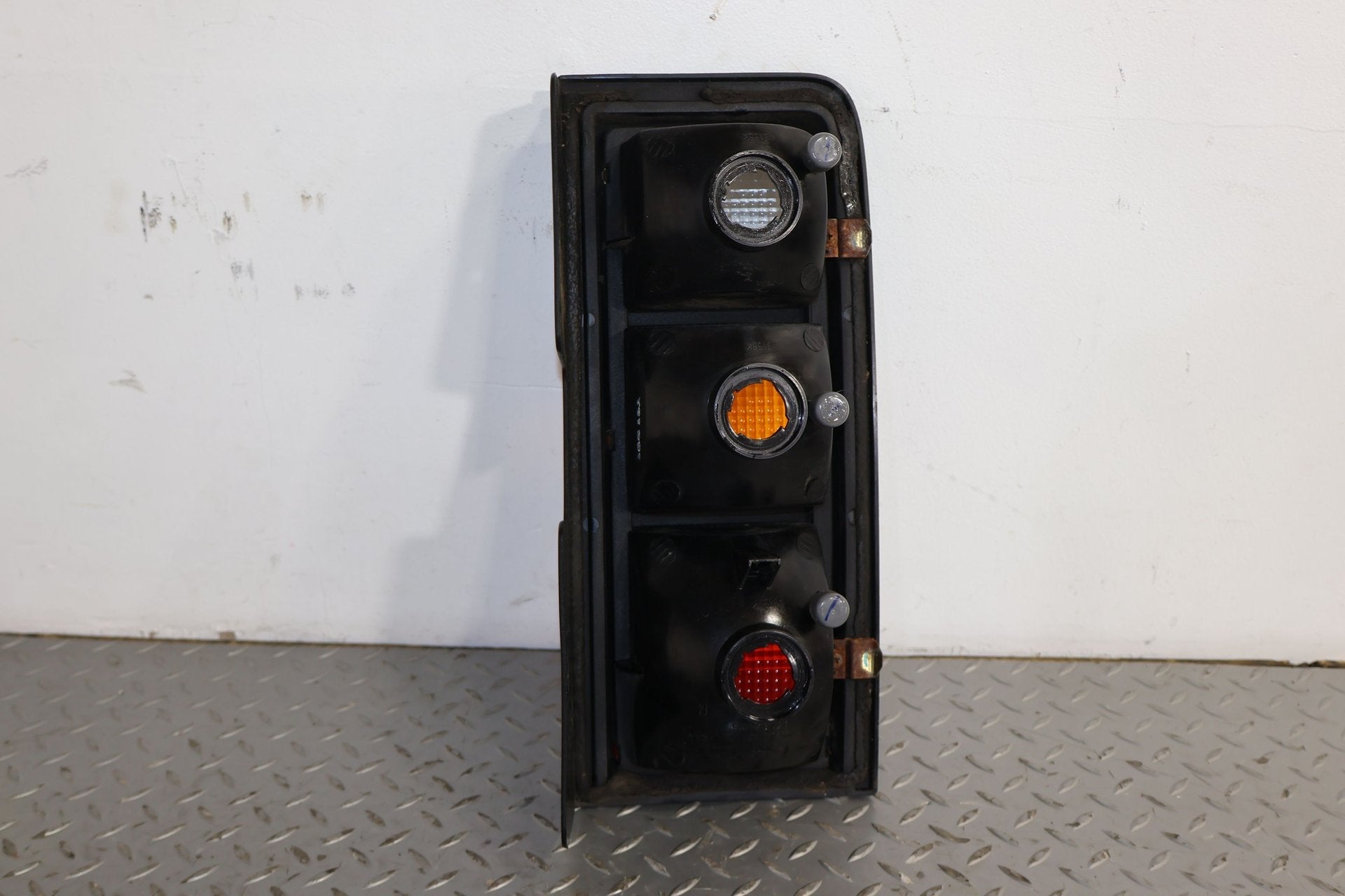 2003-2004 Hummer H2 Right Tail Light 15193459